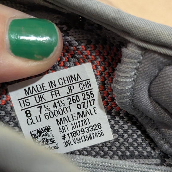 Adidas The Yeezy Beluga 2.0 - Picture 9 of 12